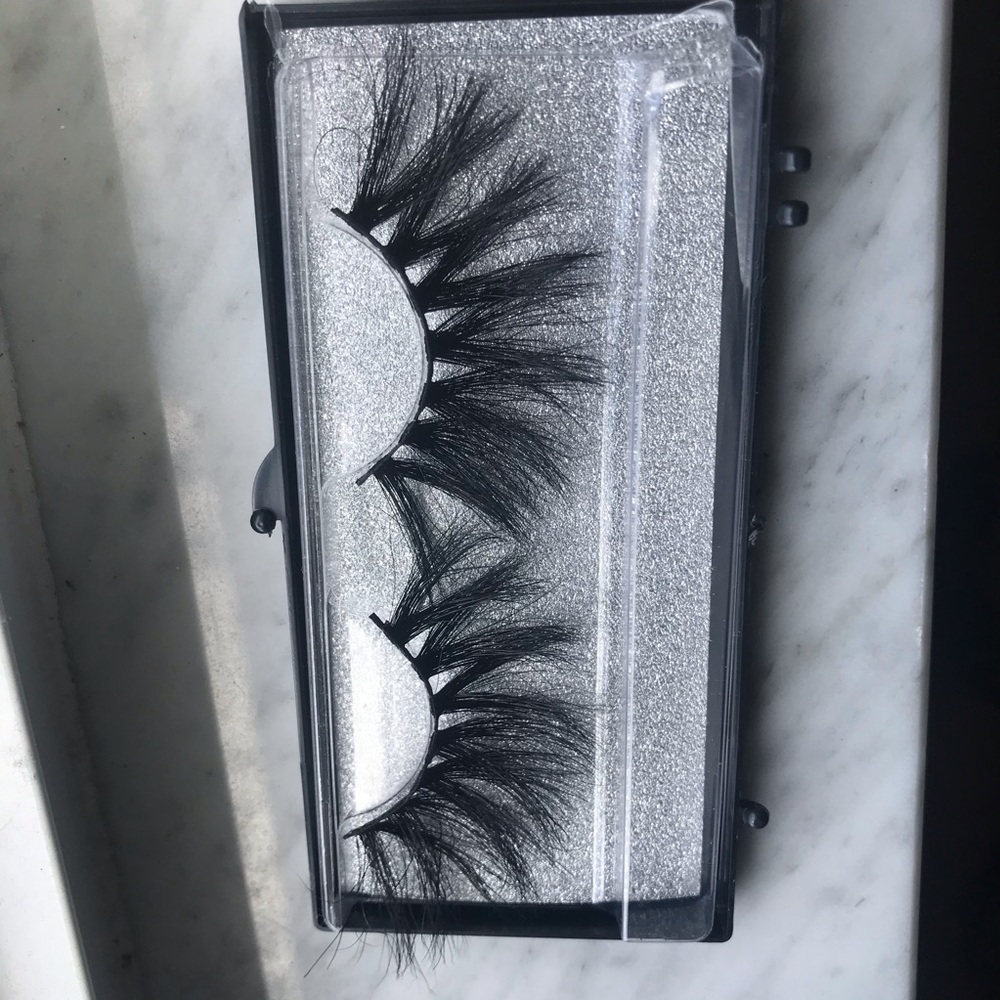 Eyelashes